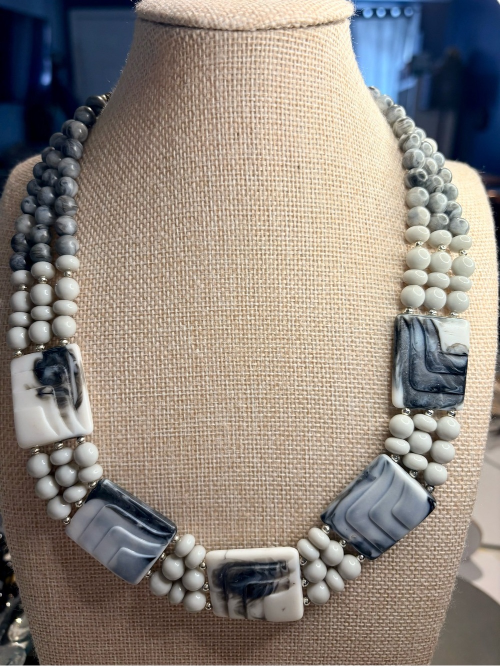 Stunning Vintage Lucite Statement Necklace